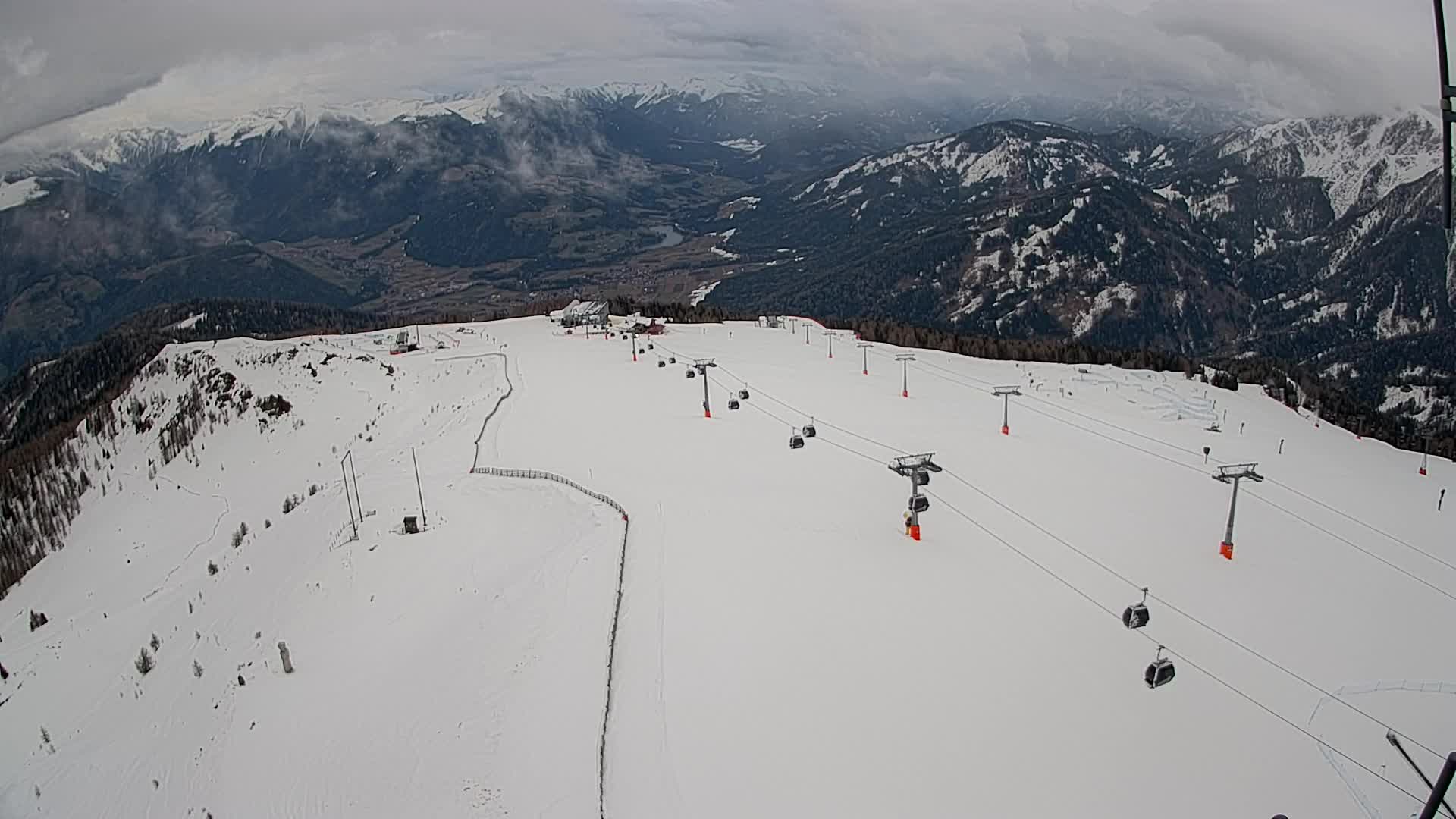 Kronplatz peak | view to Valdaora – Olang