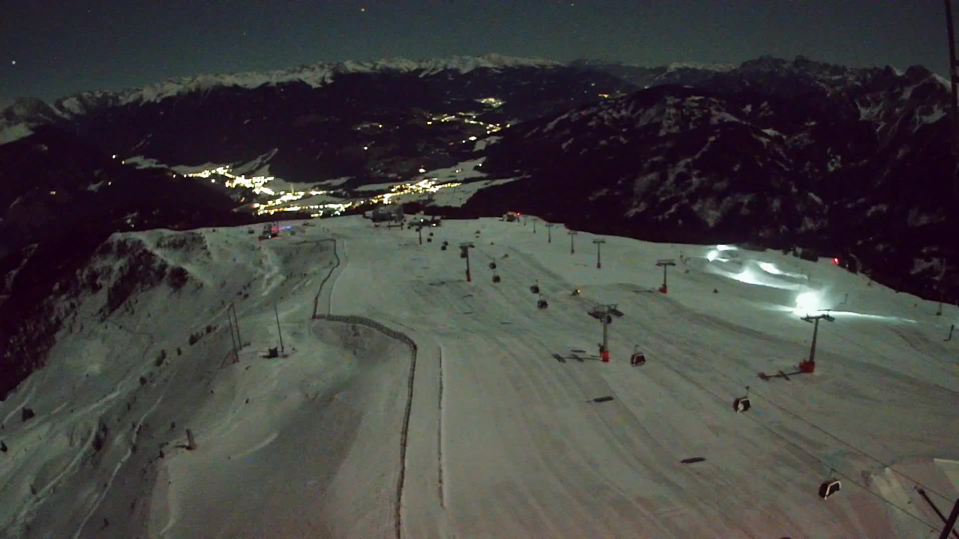 Kronplatz peak | view to Valdaora – Olang