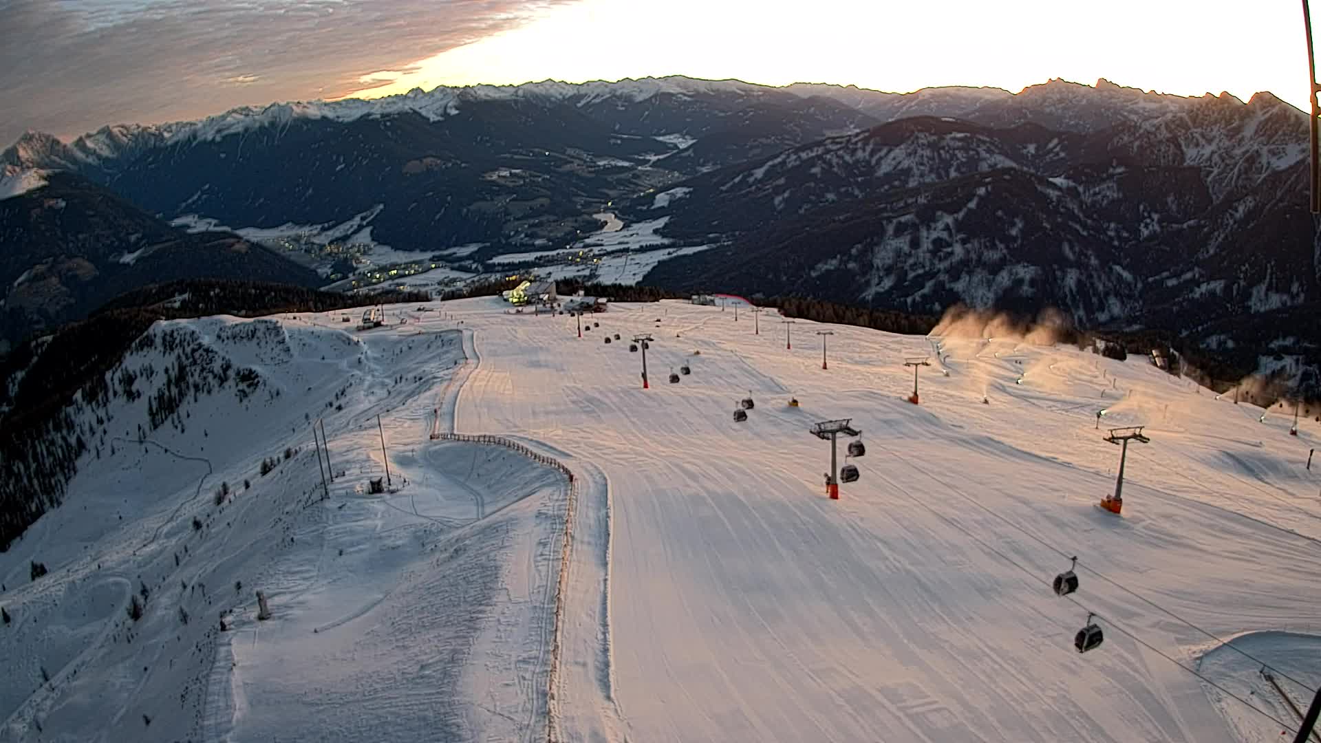 Kronplatz peak | view to Valdaora – Olang