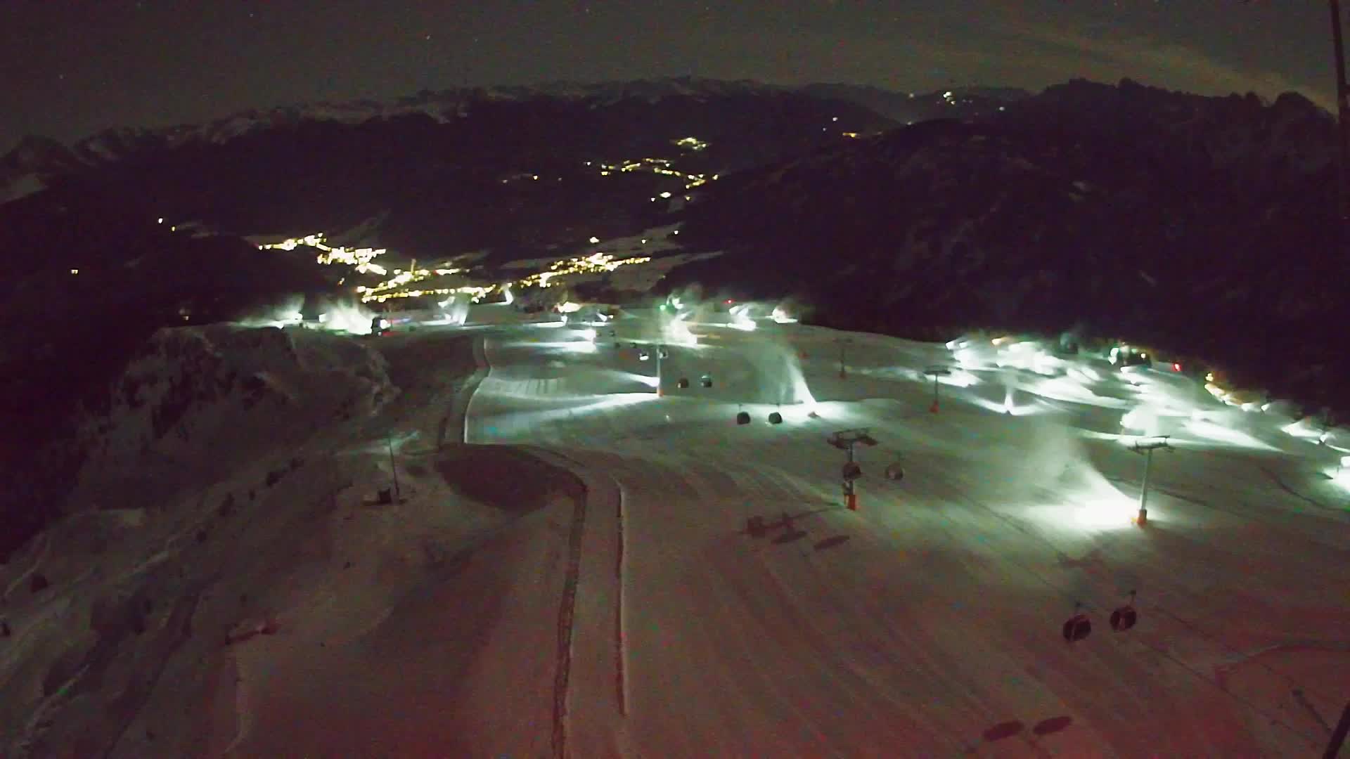 Kronplatz peak | view to Valdaora – Olang