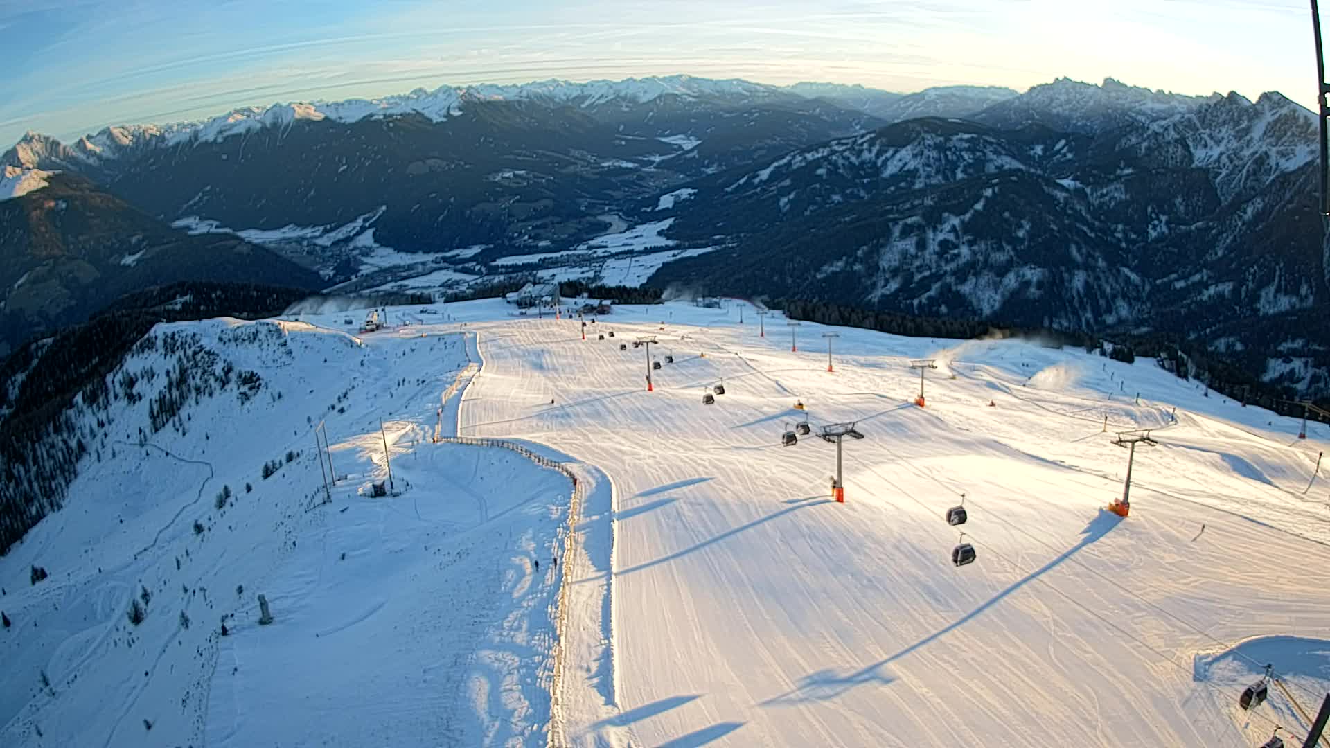 Kronplatz peak | view to Valdaora – Olang