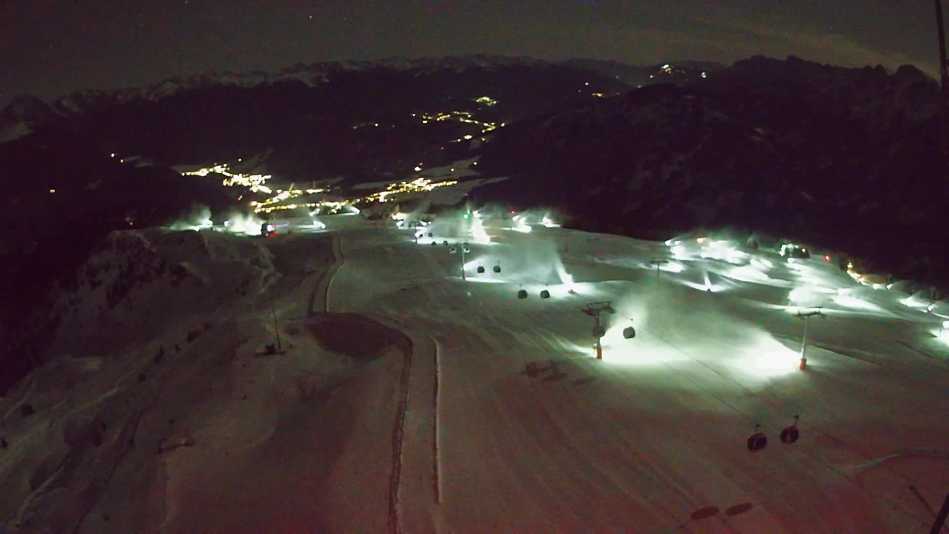 Kronplatz peak | view to Valdaora – Olang