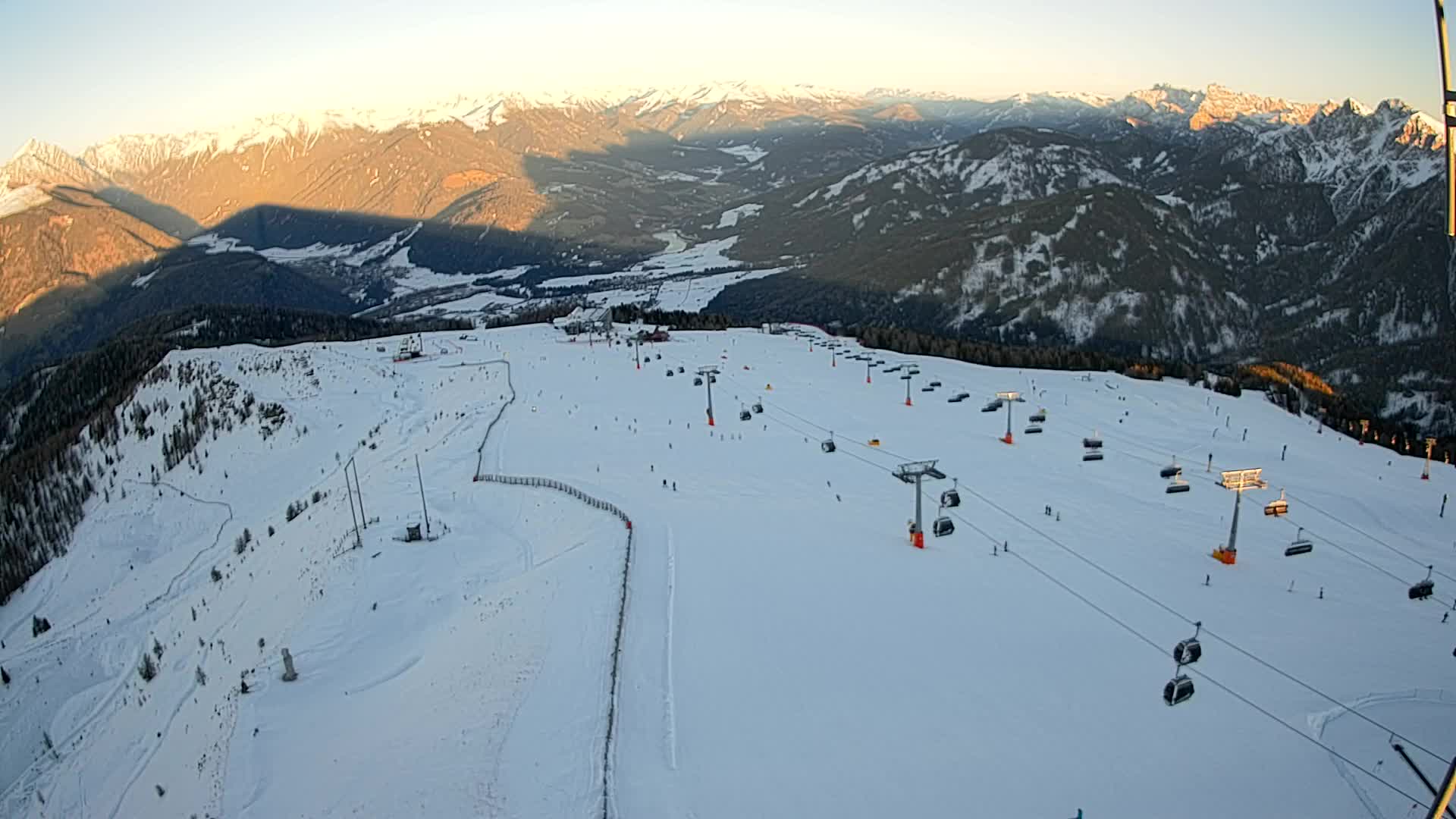 Kronplatz peak | view to Valdaora – Olang