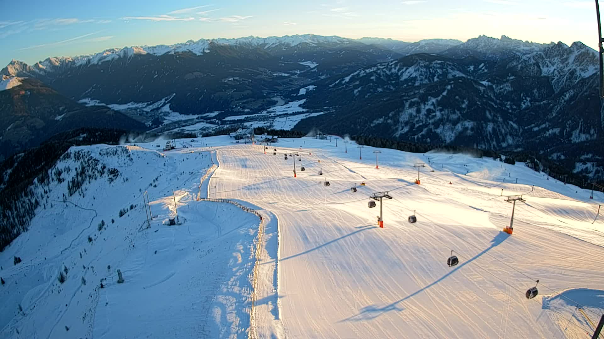 Kronplatz peak | view to Valdaora – Olang