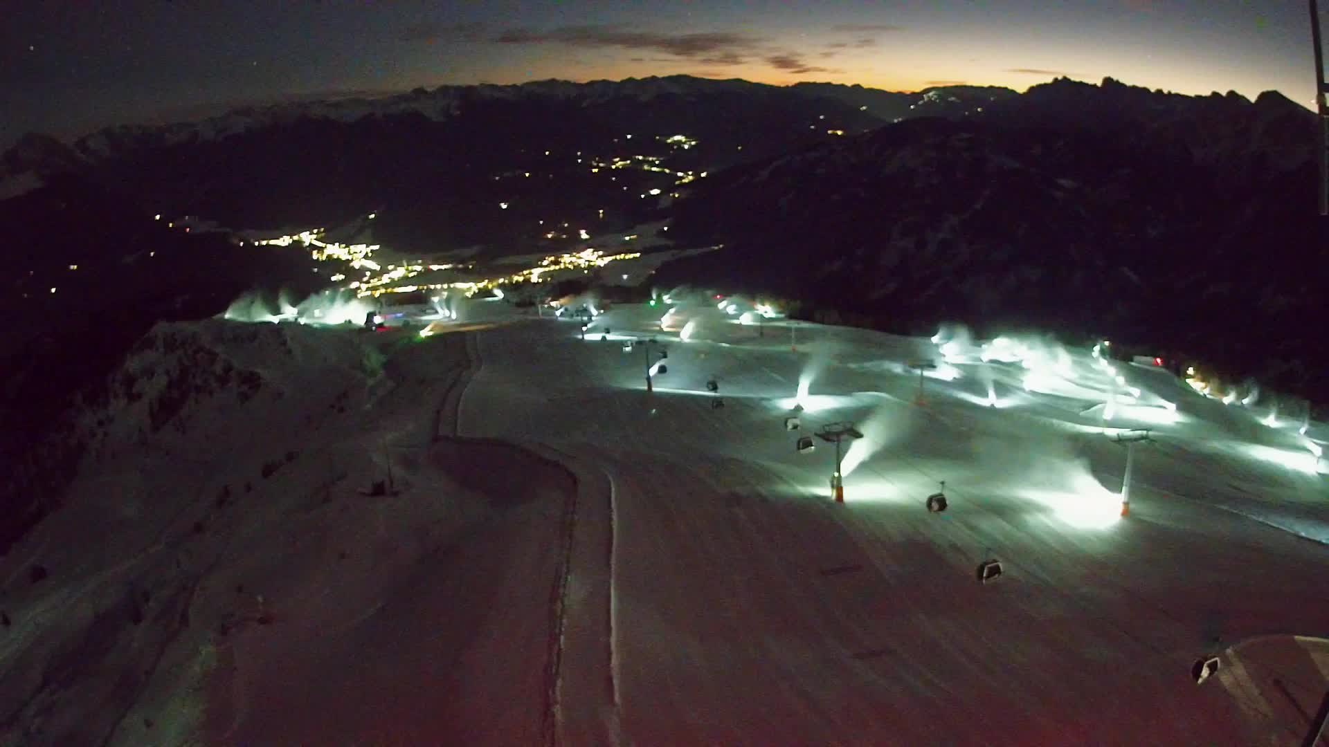 Kronplatz peak | view to Valdaora – Olang