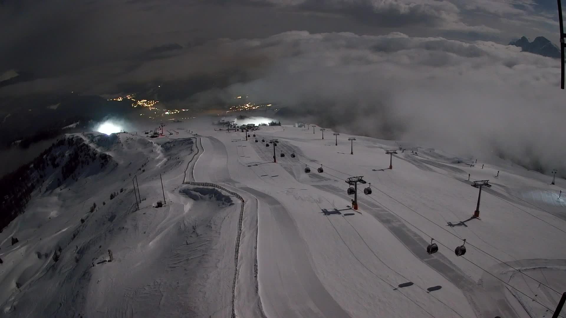 Kronplatz peak | view to Valdaora – Olang