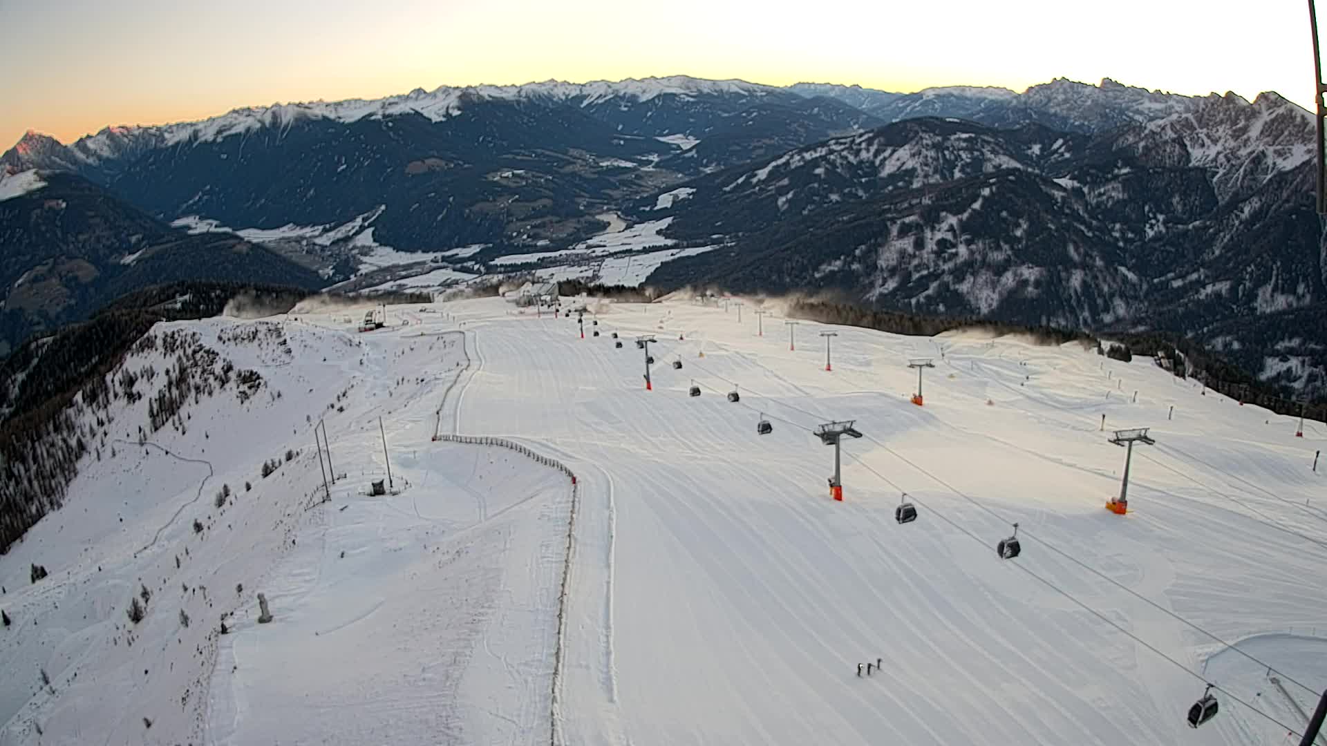 Kronplatz peak | view to Valdaora – Olang