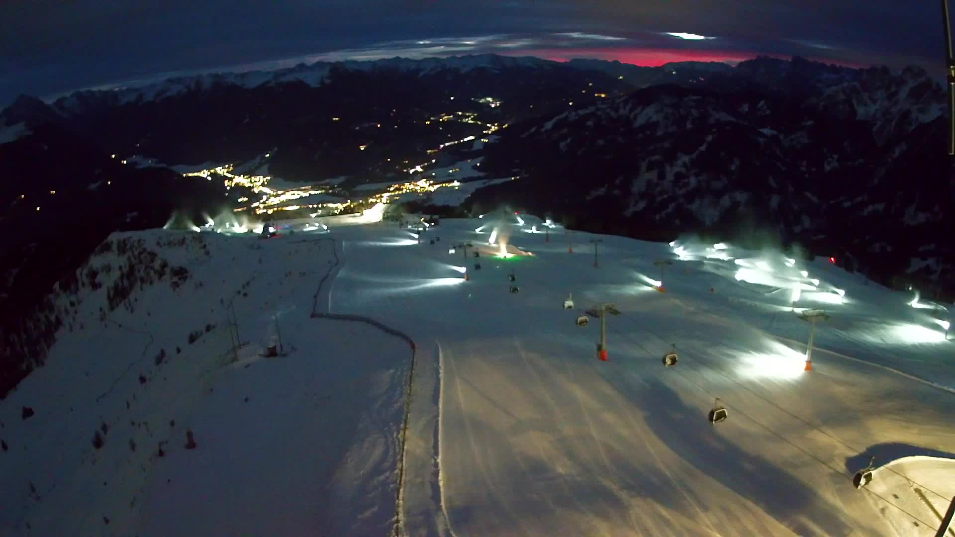 Kronplatz peak | view to Valdaora – Olang