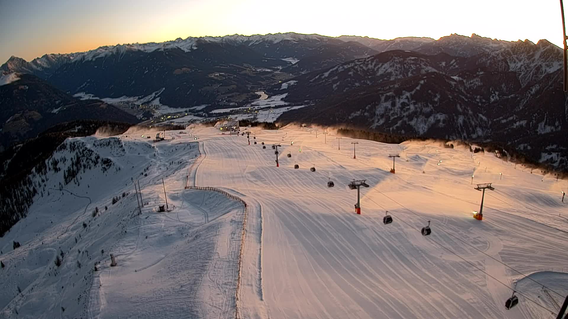 Kronplatz peak | view to Valdaora – Olang