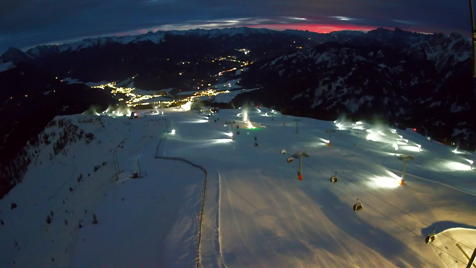 Kronplatz peak | view to Valdaora – Olang