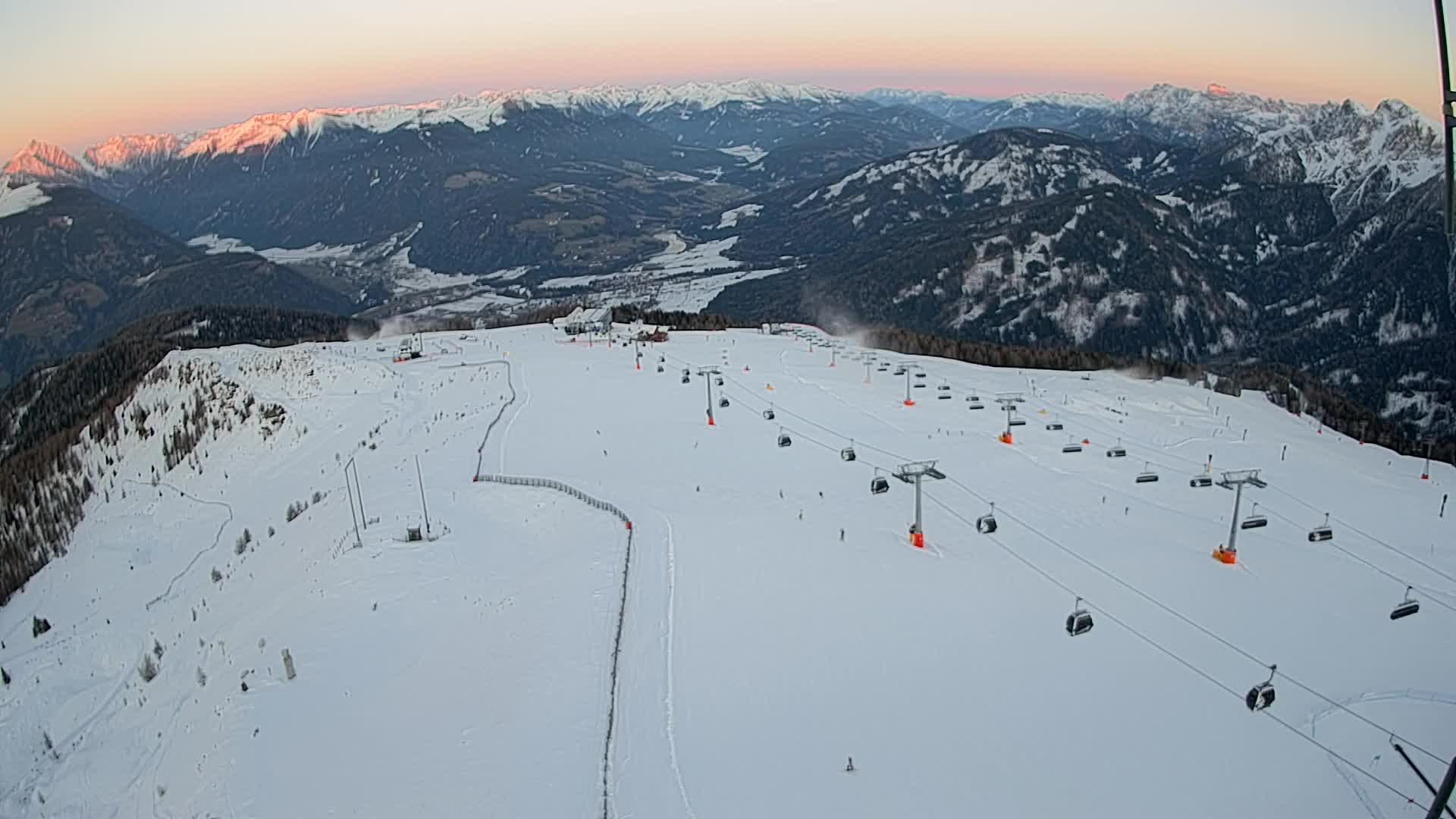 Kronplatz peak | view to Valdaora – Olang