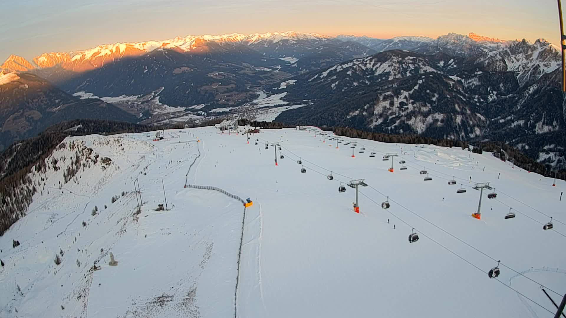 Kronplatz peak | view to Valdaora – Olang