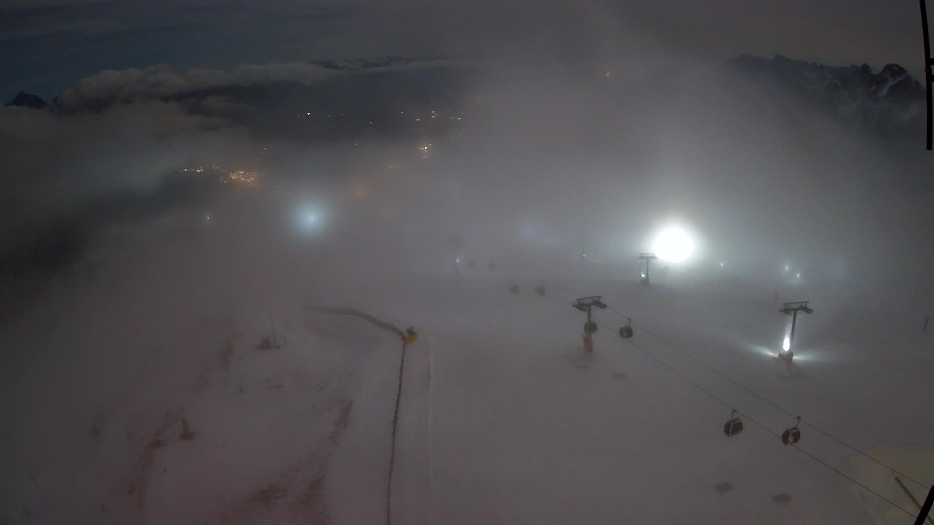 Kronplatz peak | view to Valdaora – Olang