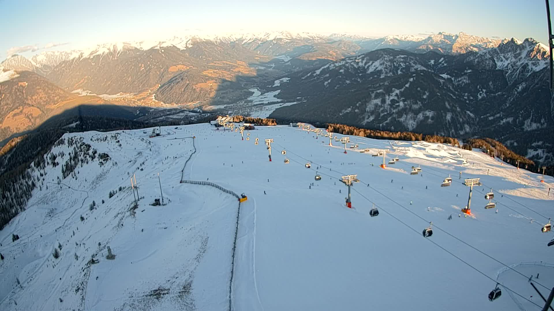 Kronplatz peak | view to Valdaora – Olang