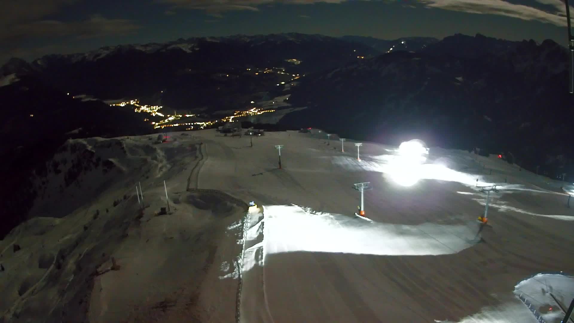 Kronplatz peak | view to Valdaora – Olang