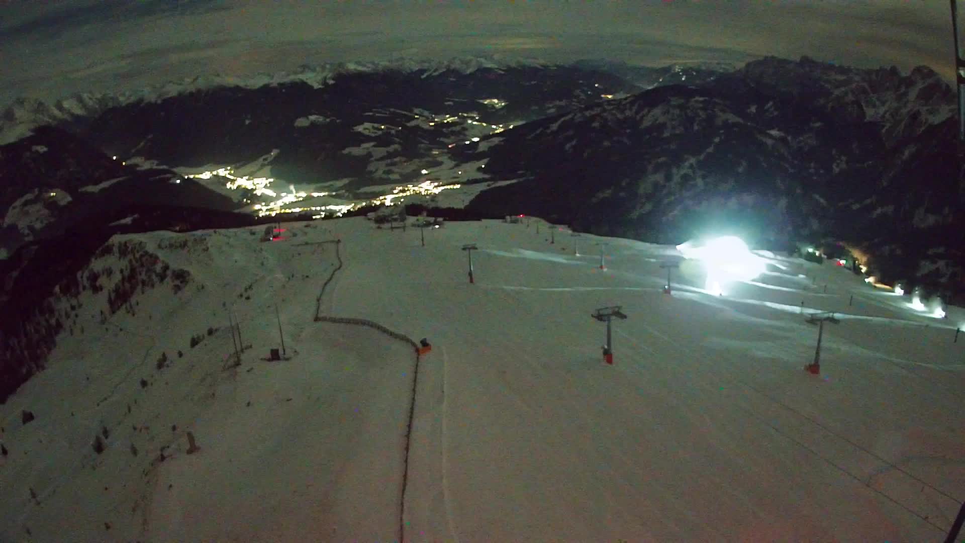 Kronplatz peak | view to Valdaora – Olang