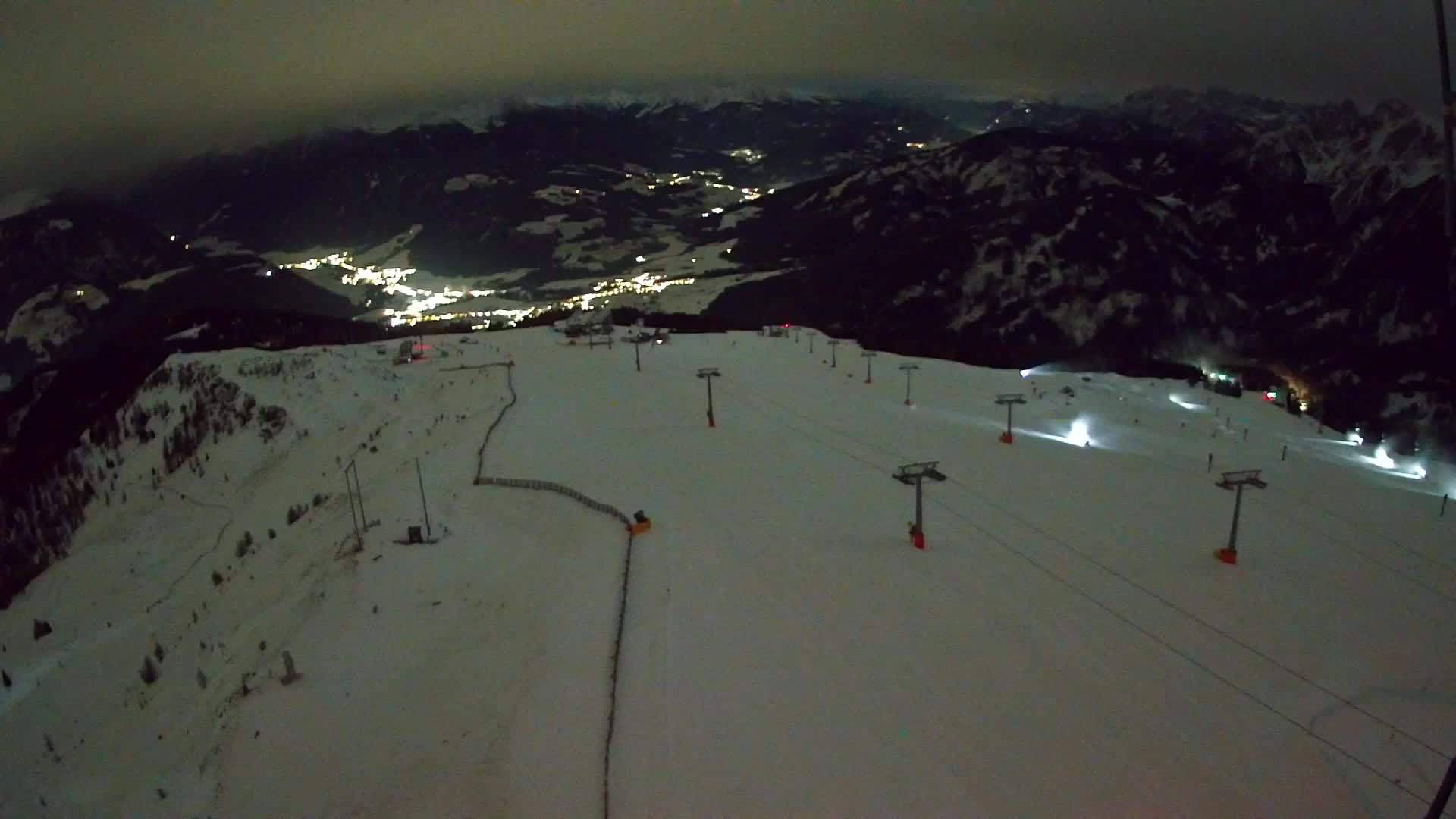 Kronplatz peak | view to Valdaora – Olang