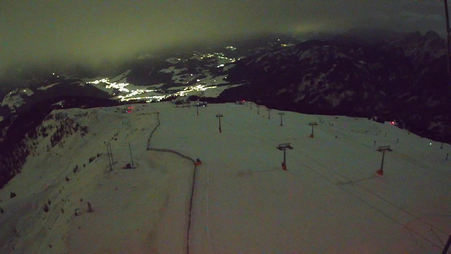 Kronplatz peak | view to Valdaora – Olang