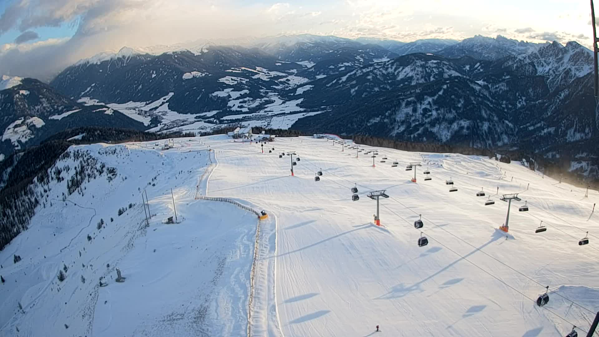 Kronplatz peak | view to Valdaora – Olang