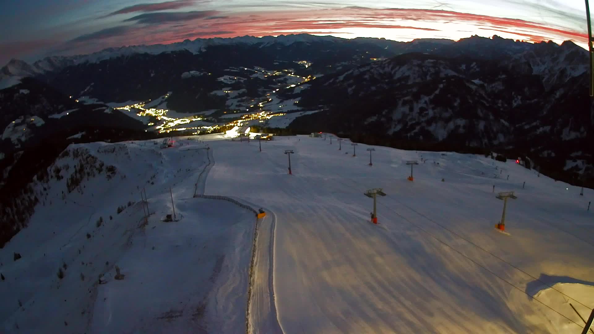 Kronplatz peak | view to Valdaora – Olang
