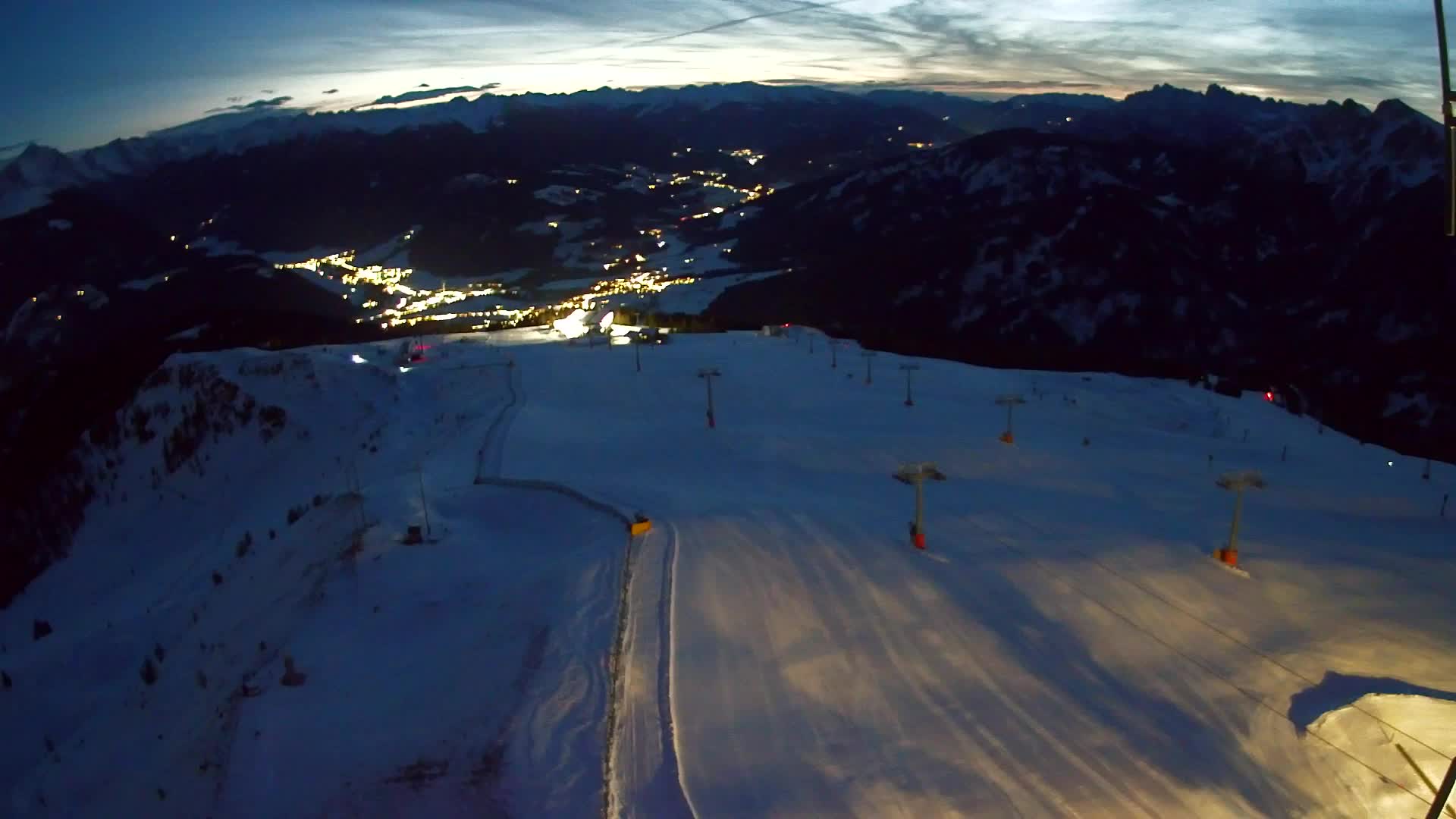 Kronplatz peak | view to Valdaora – Olang