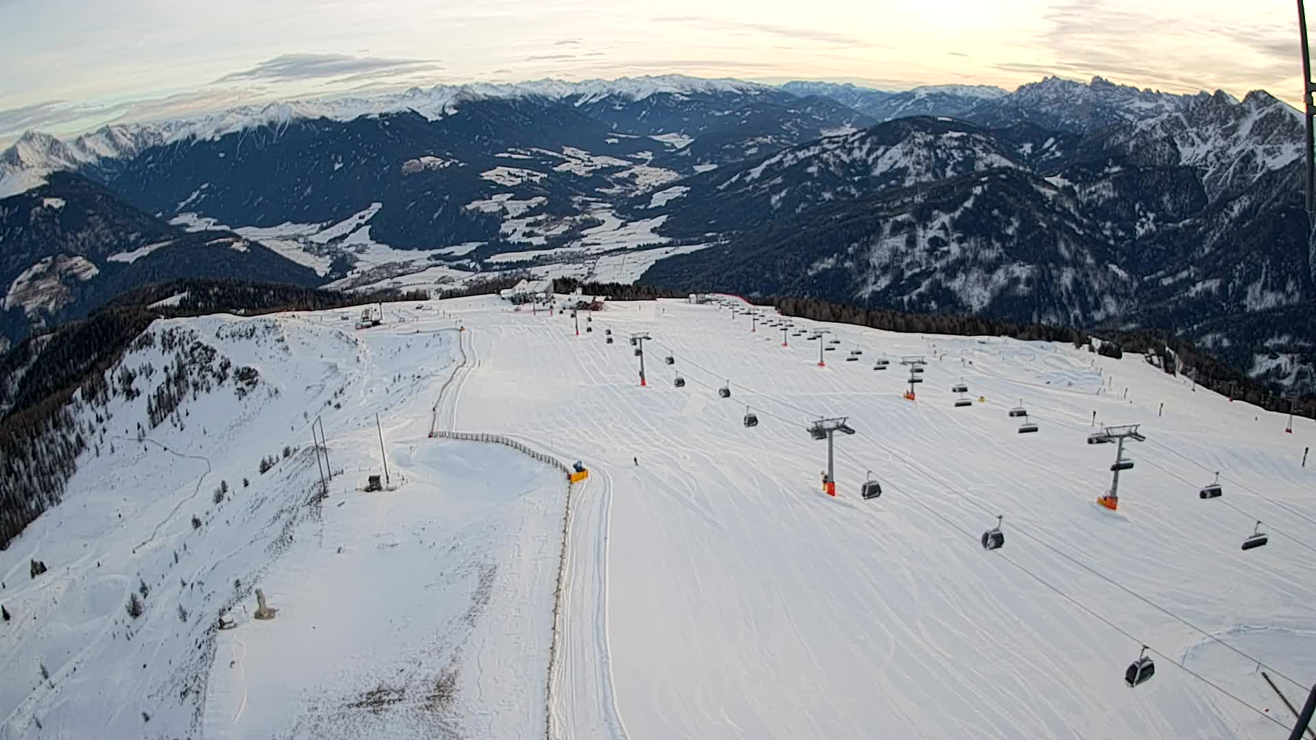 Kronplatz peak | view to Valdaora – Olang