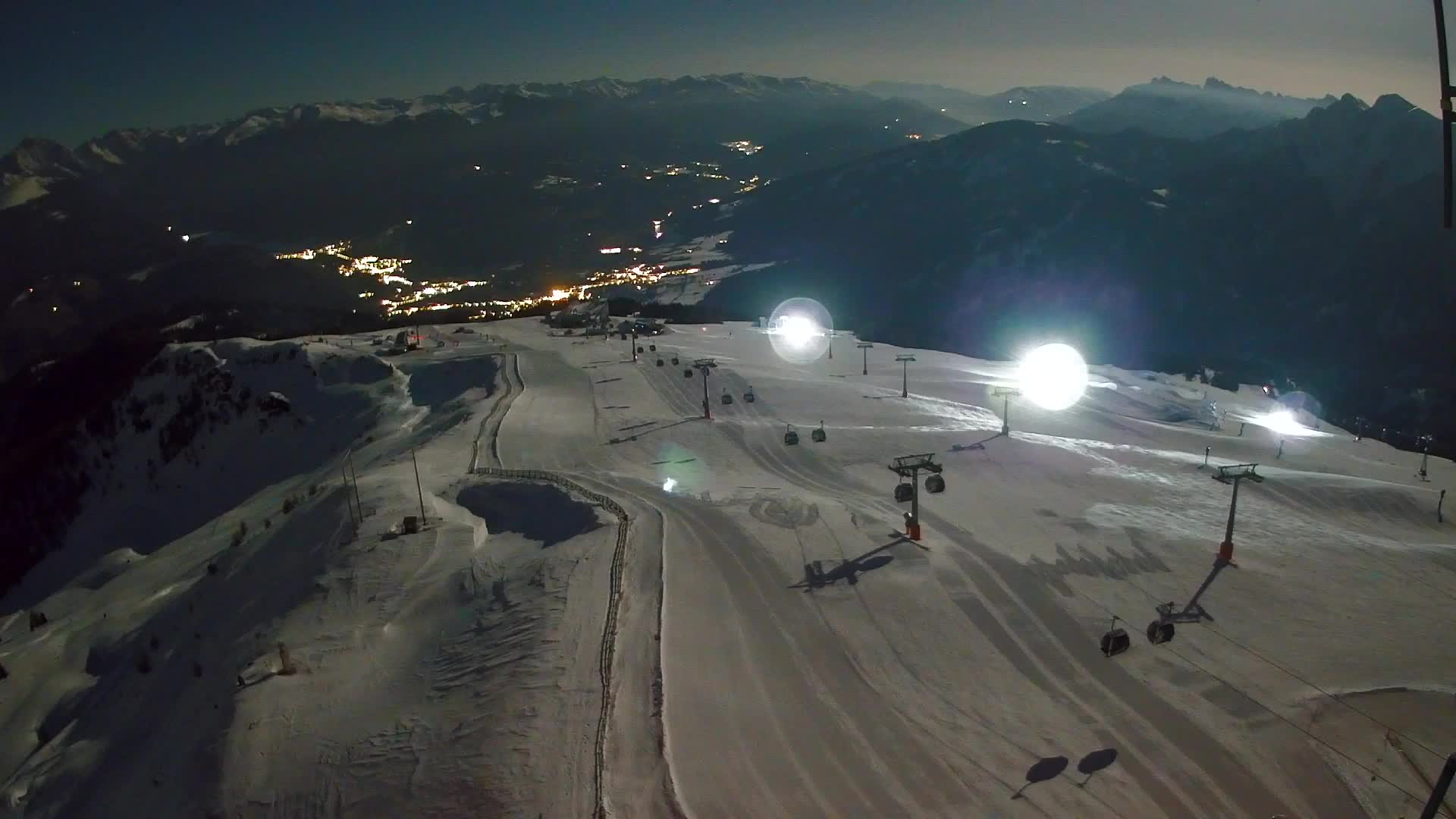Kronplatz peak | view to Valdaora – Olang