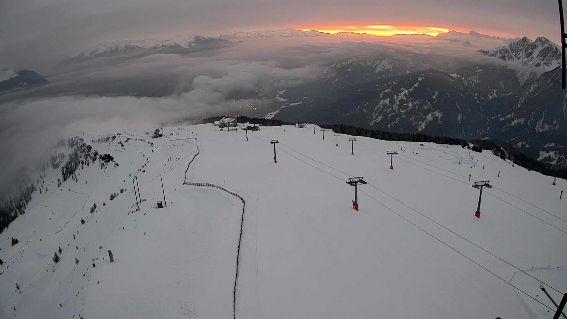 Kronplatz peak | view to Valdaora – Olang