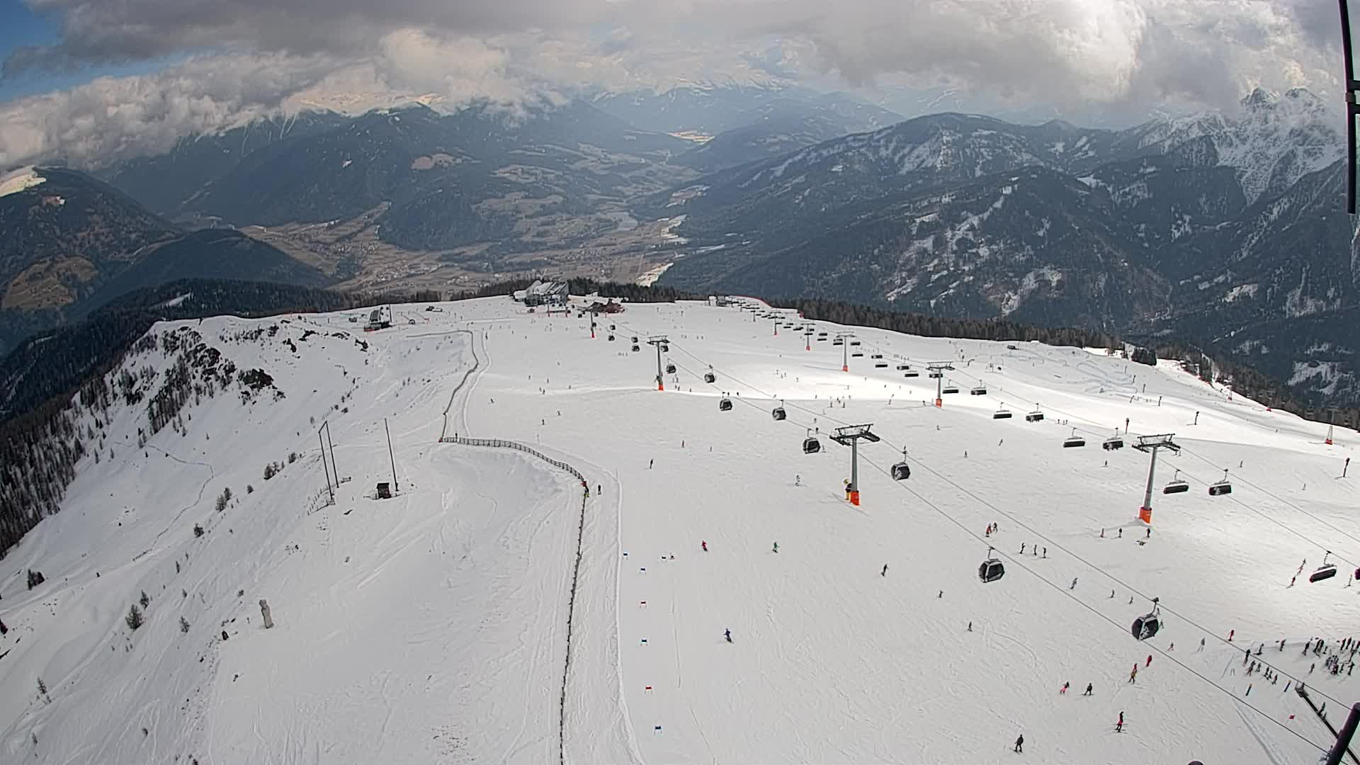 Kronplatz peak | view to Valdaora – Olang