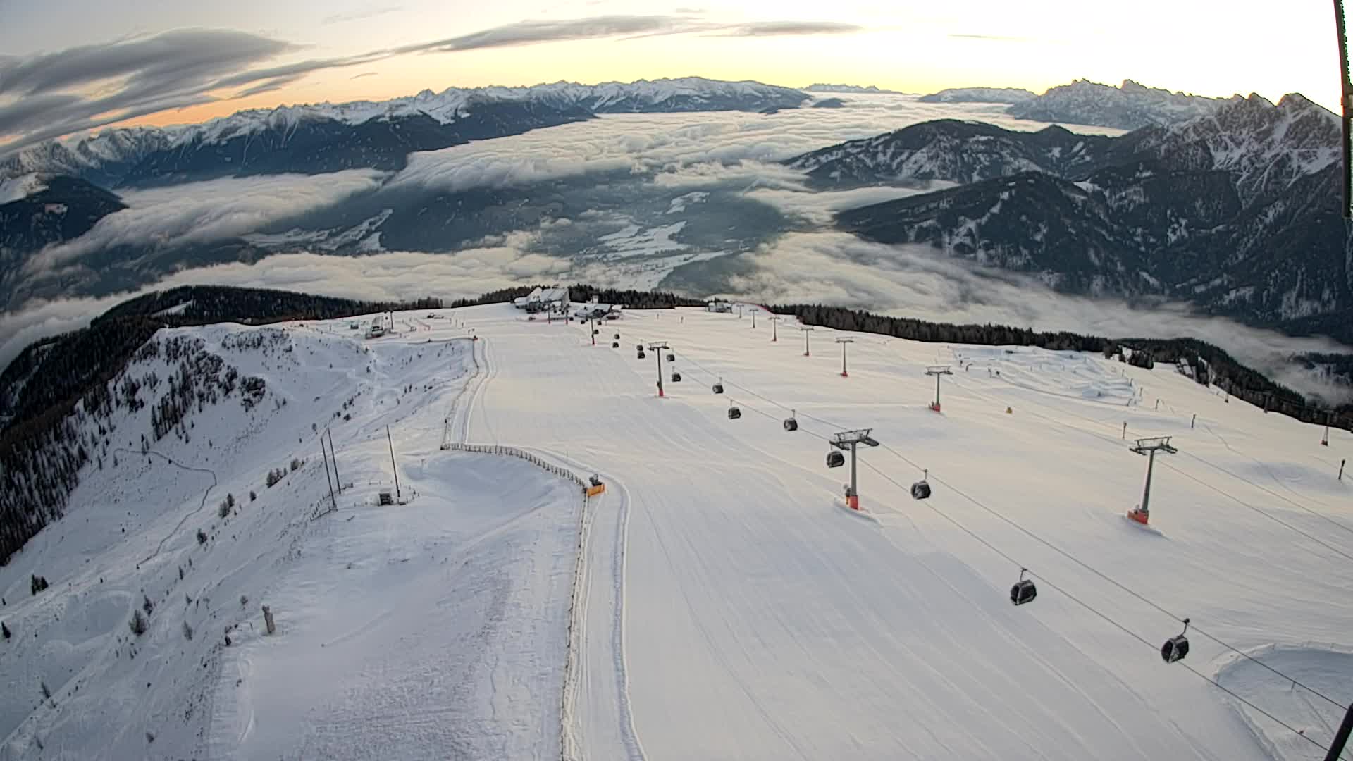 Kronplatz peak | view to Valdaora – Olang