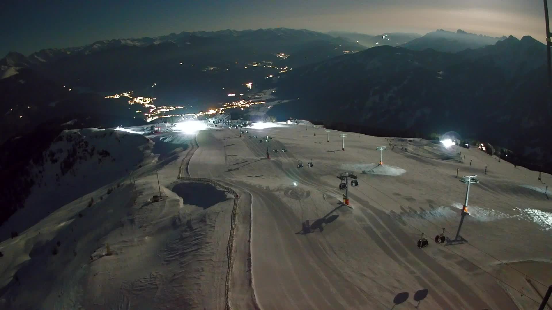 Kronplatz peak | view to Valdaora – Olang