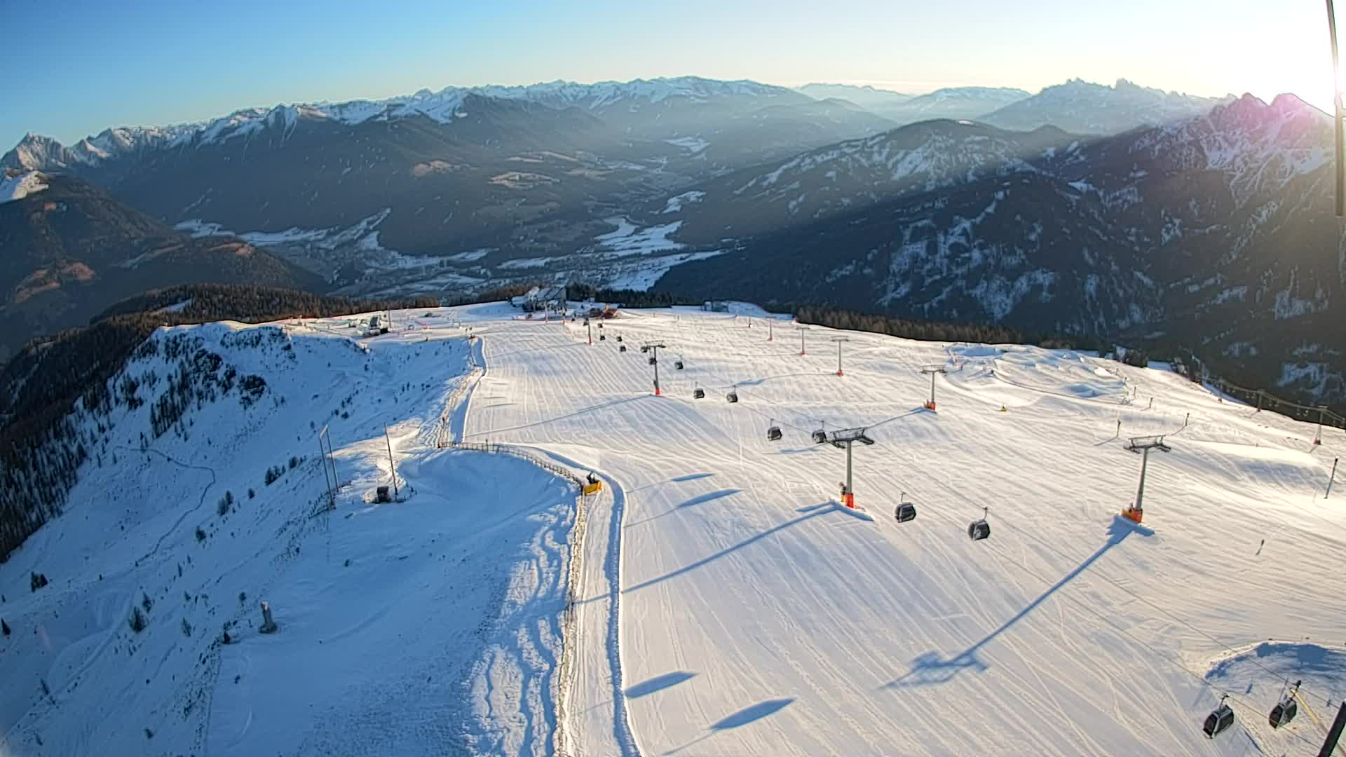 Kronplatz peak | view to Valdaora – Olang