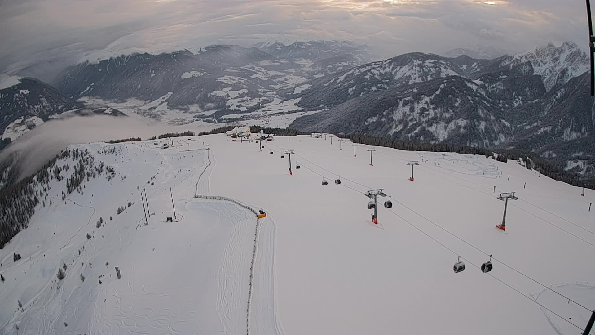 Kronplatz peak | view to Valdaora – Olang