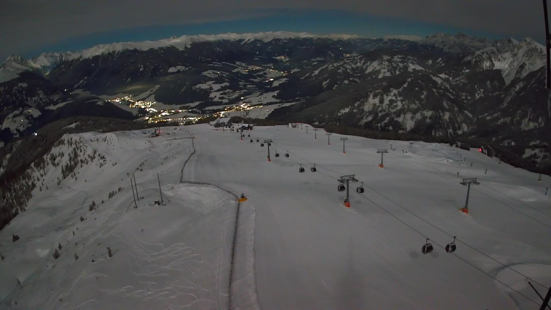 Kronplatz peak | view to Valdaora – Olang