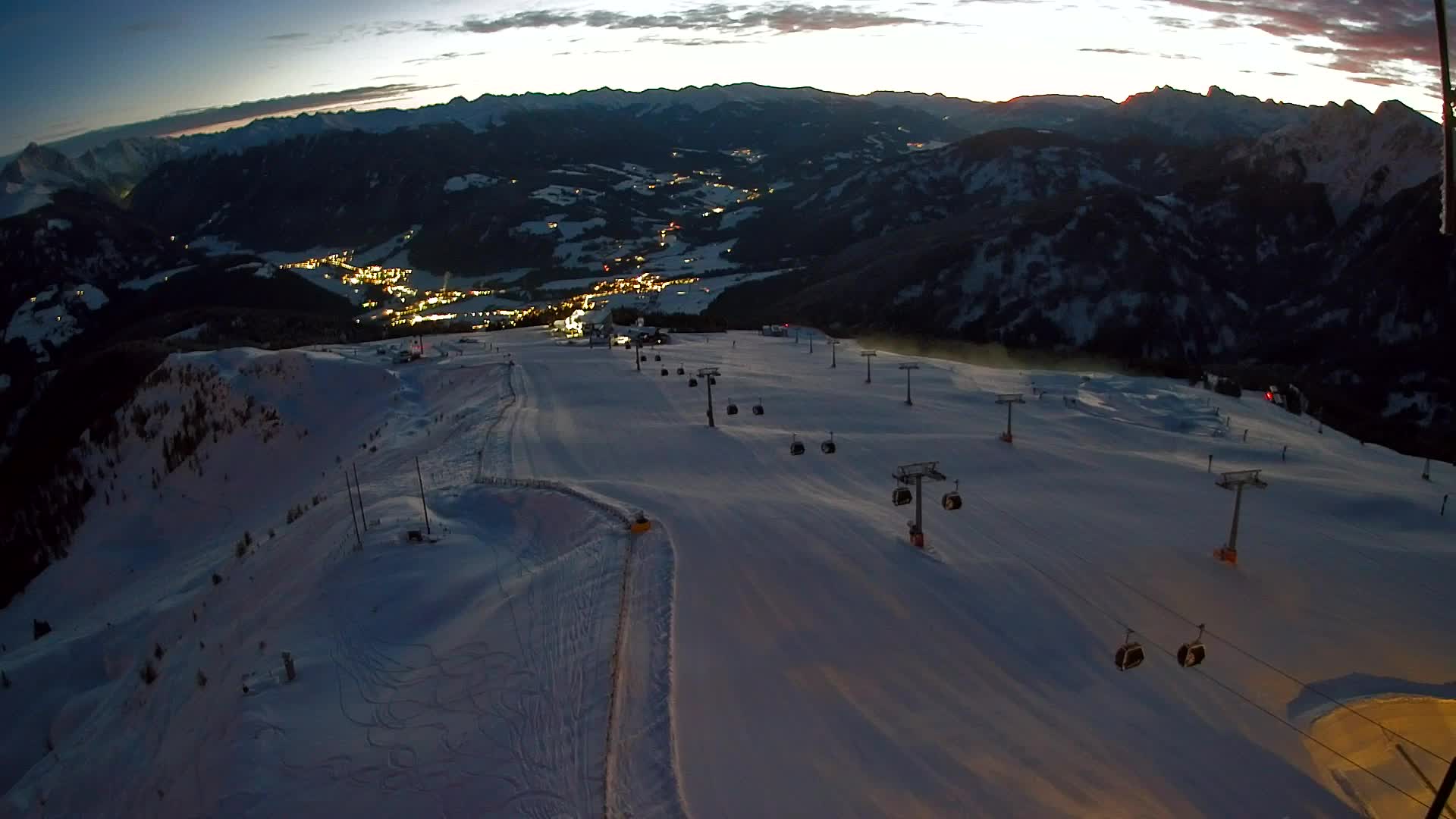 Kronplatz peak | view to Valdaora – Olang