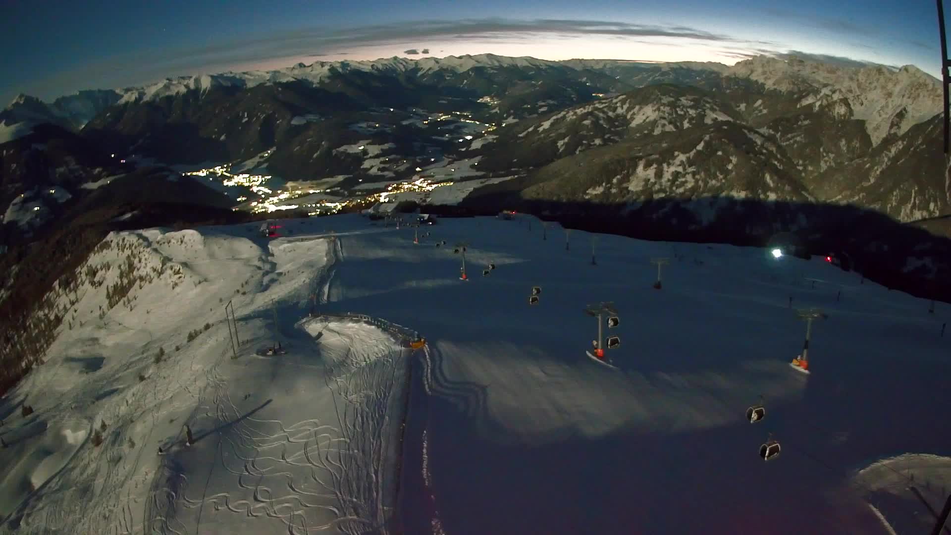 Kronplatz peak | view to Valdaora – Olang