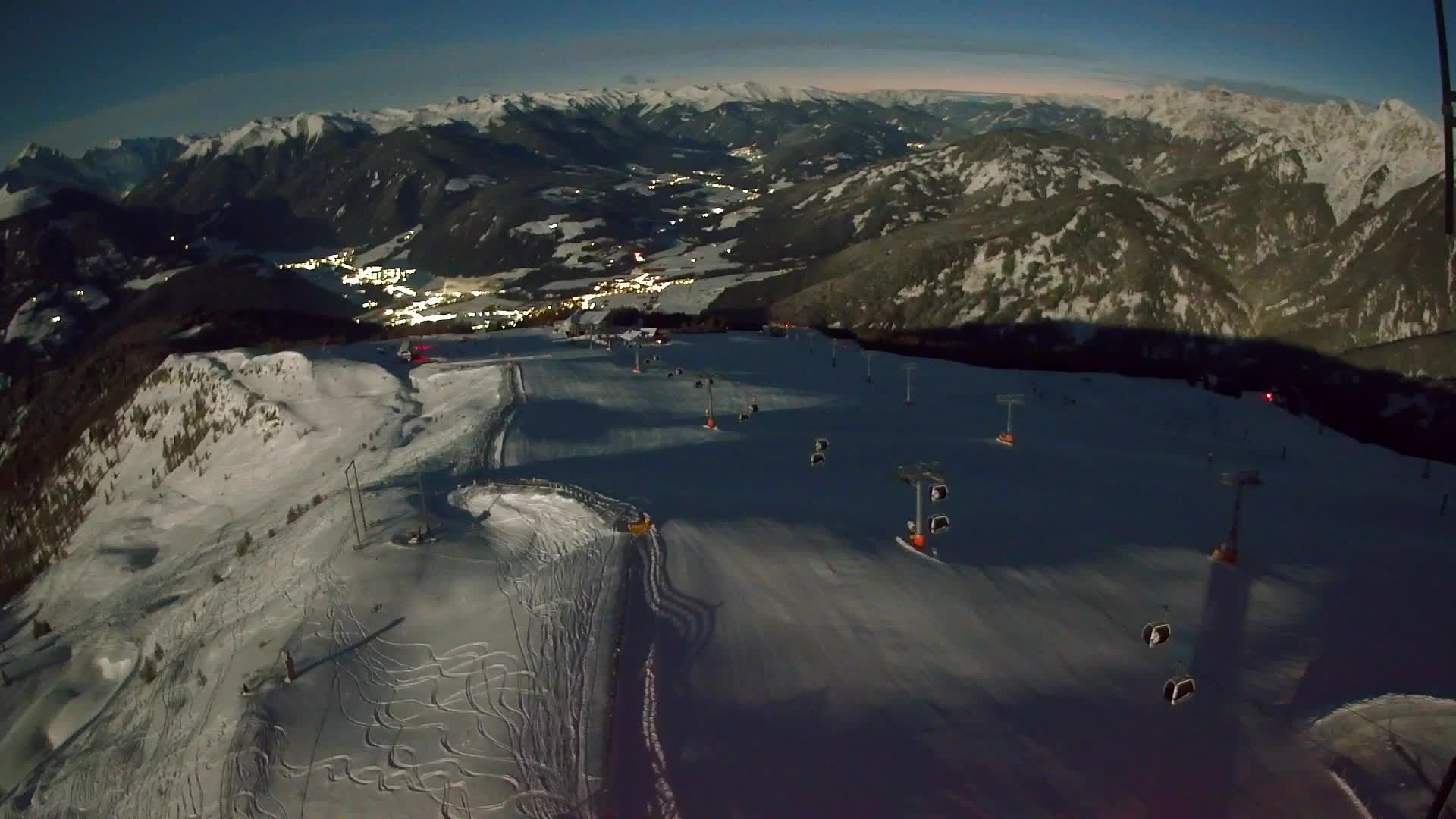 Kronplatz peak | view to Valdaora – Olang