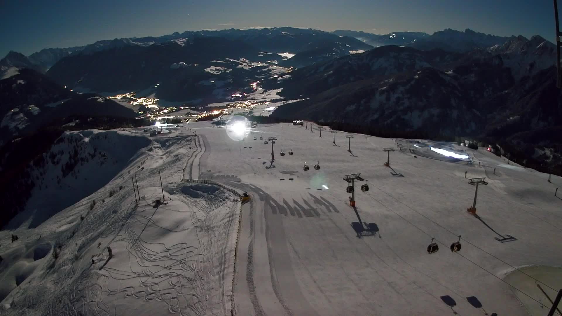 Kronplatz peak | view to Valdaora – Olang