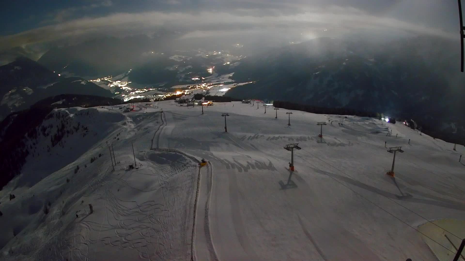 Kronplatz peak | view to Valdaora – Olang