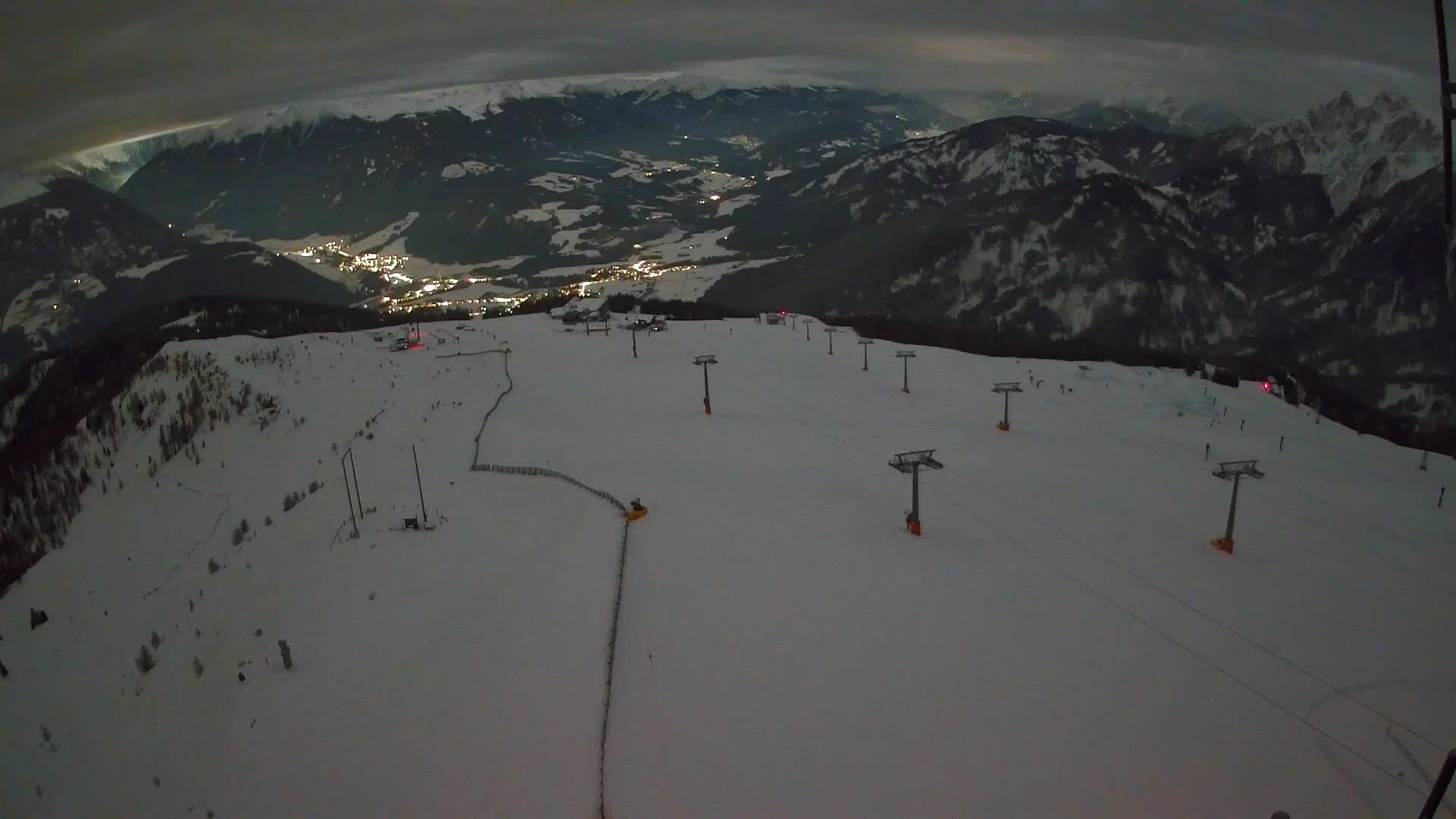 Kronplatz peak | view to Valdaora – Olang