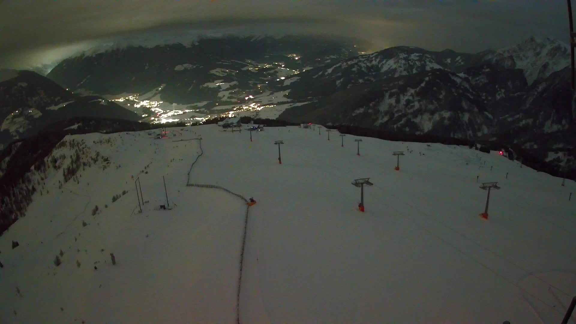 Kronplatz peak | view to Valdaora – Olang