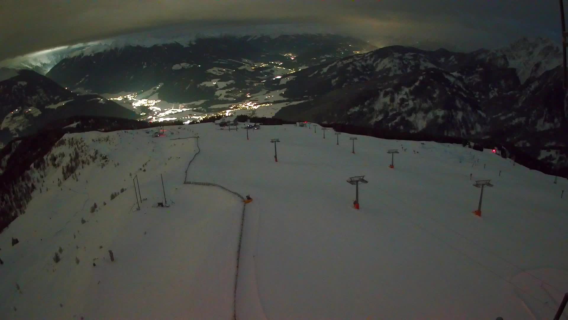 Kronplatz peak | view to Valdaora – Olang