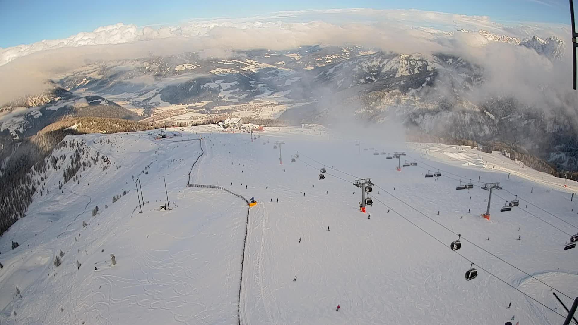 Kronplatz peak | view to Valdaora – Olang