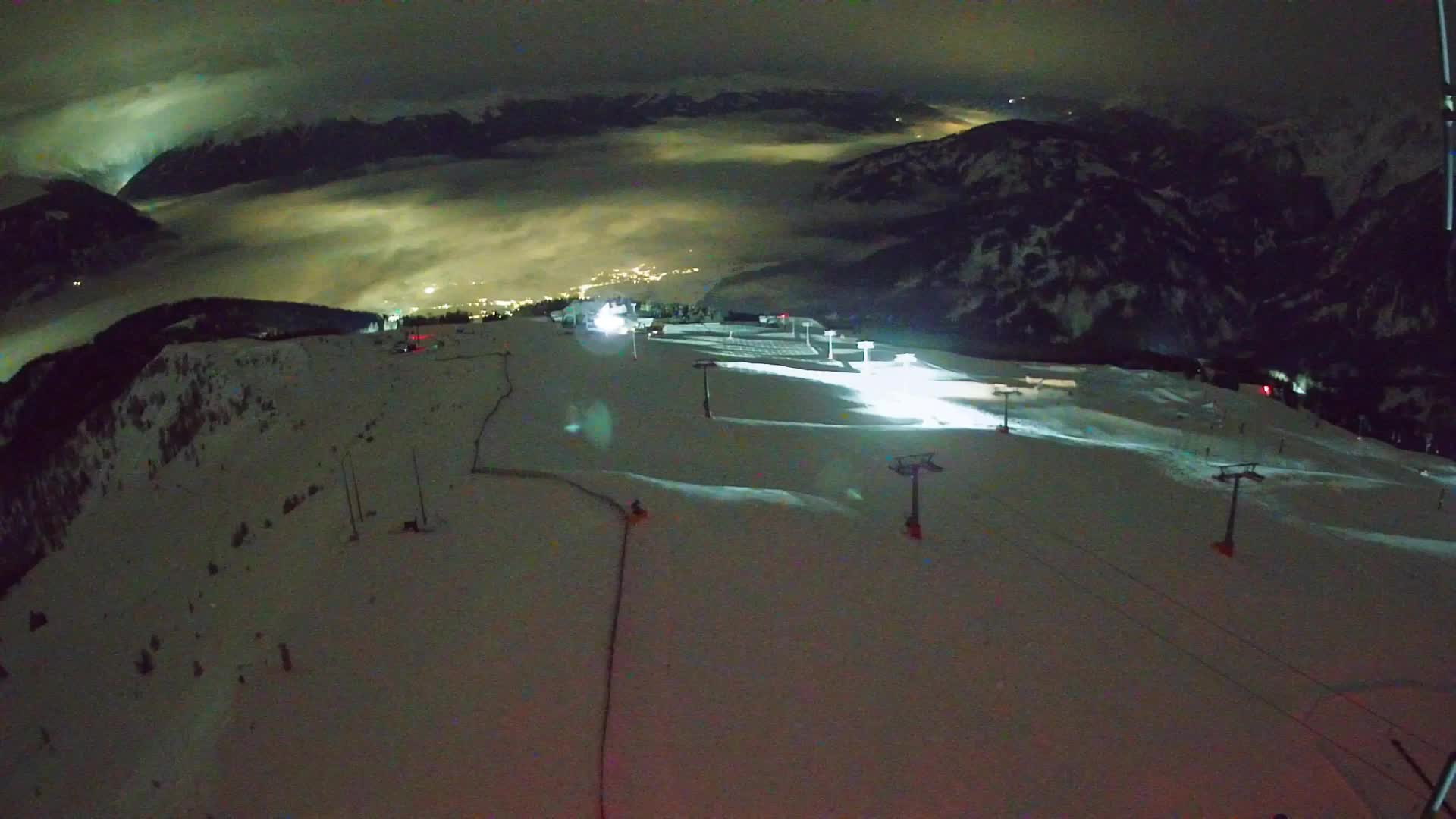 Kronplatz peak | view to Valdaora – Olang