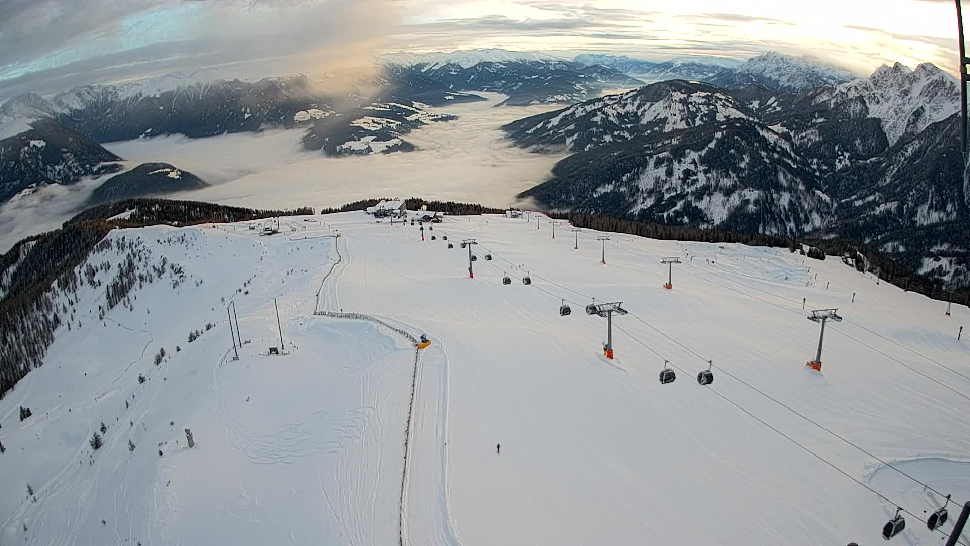 Kronplatz peak | view to Valdaora – Olang