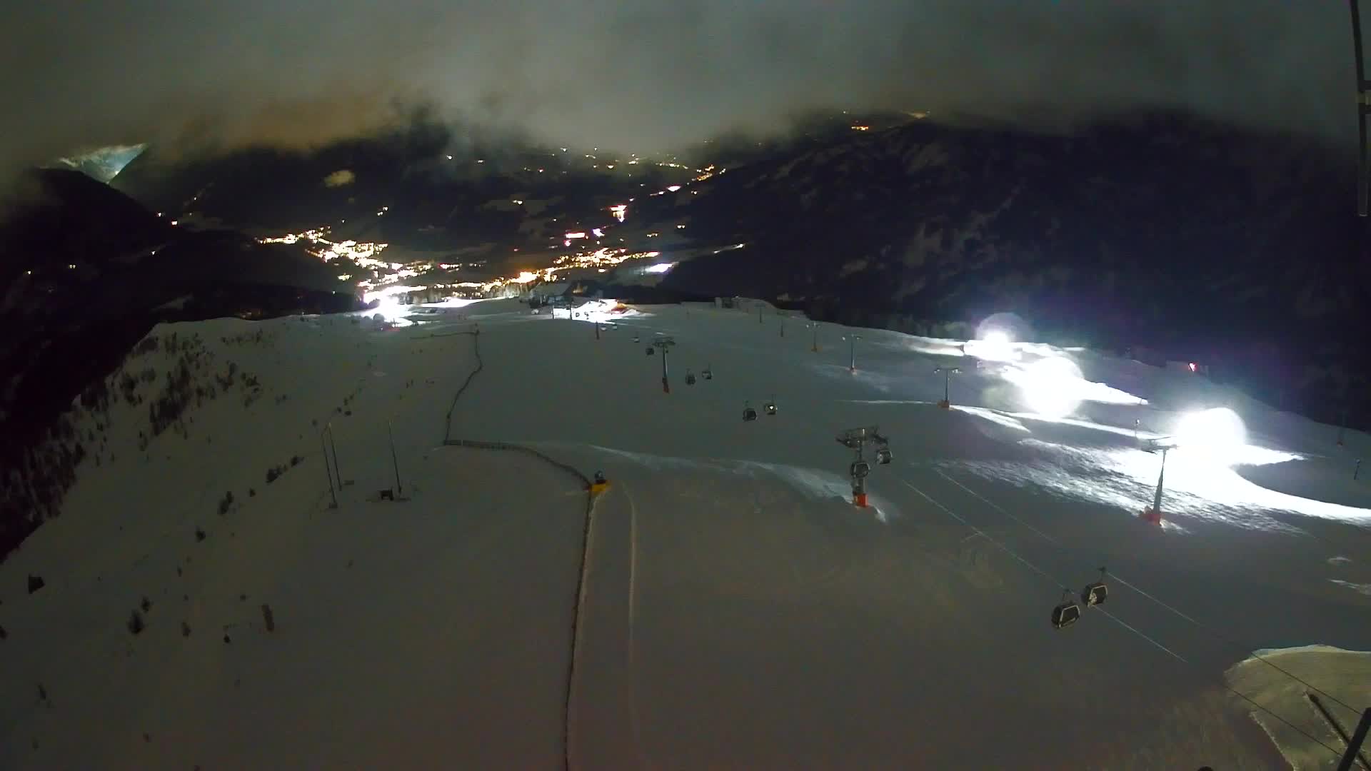 Kronplatz peak | view to Valdaora – Olang