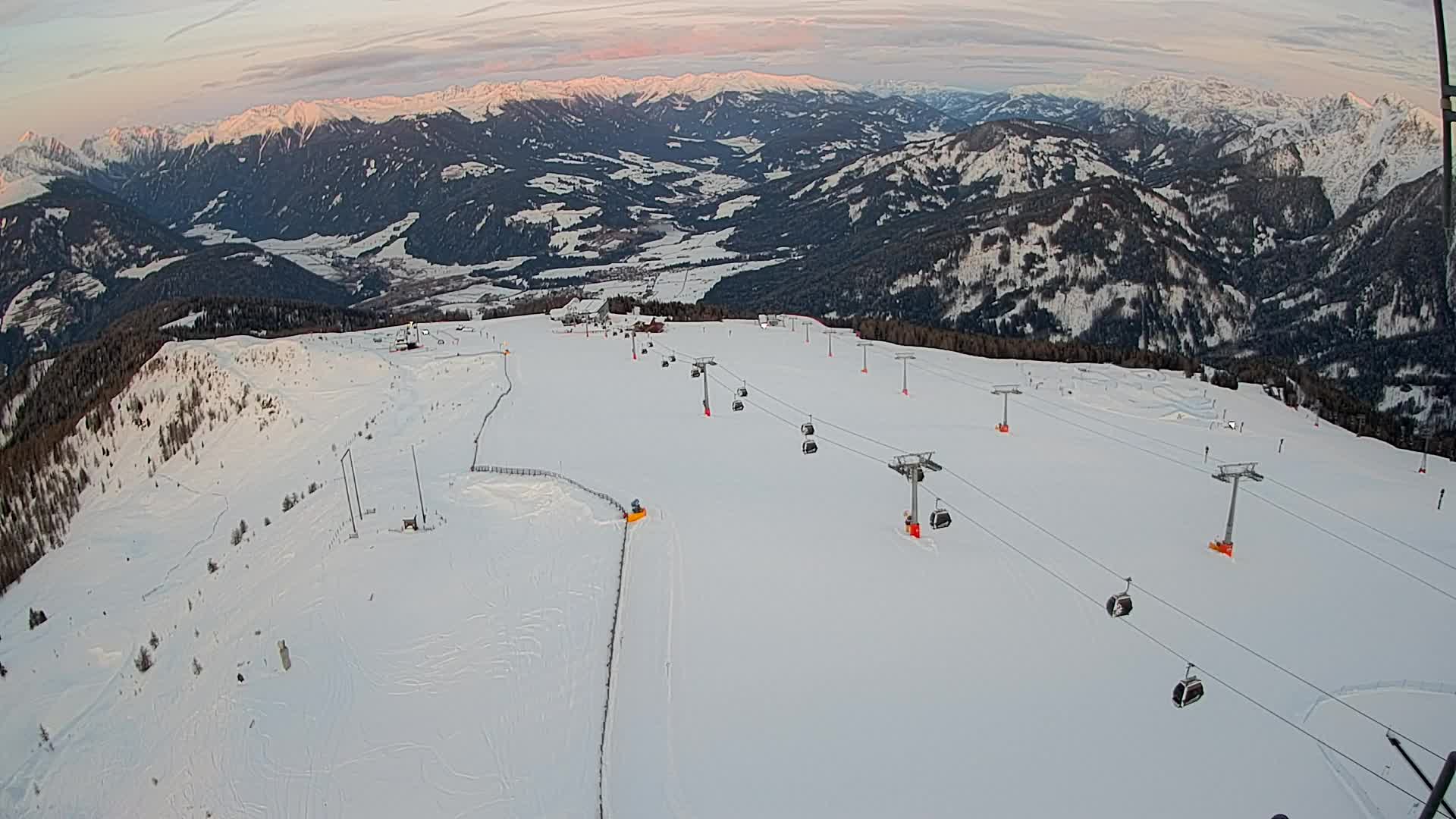 Kronplatz peak | view to Valdaora – Olang