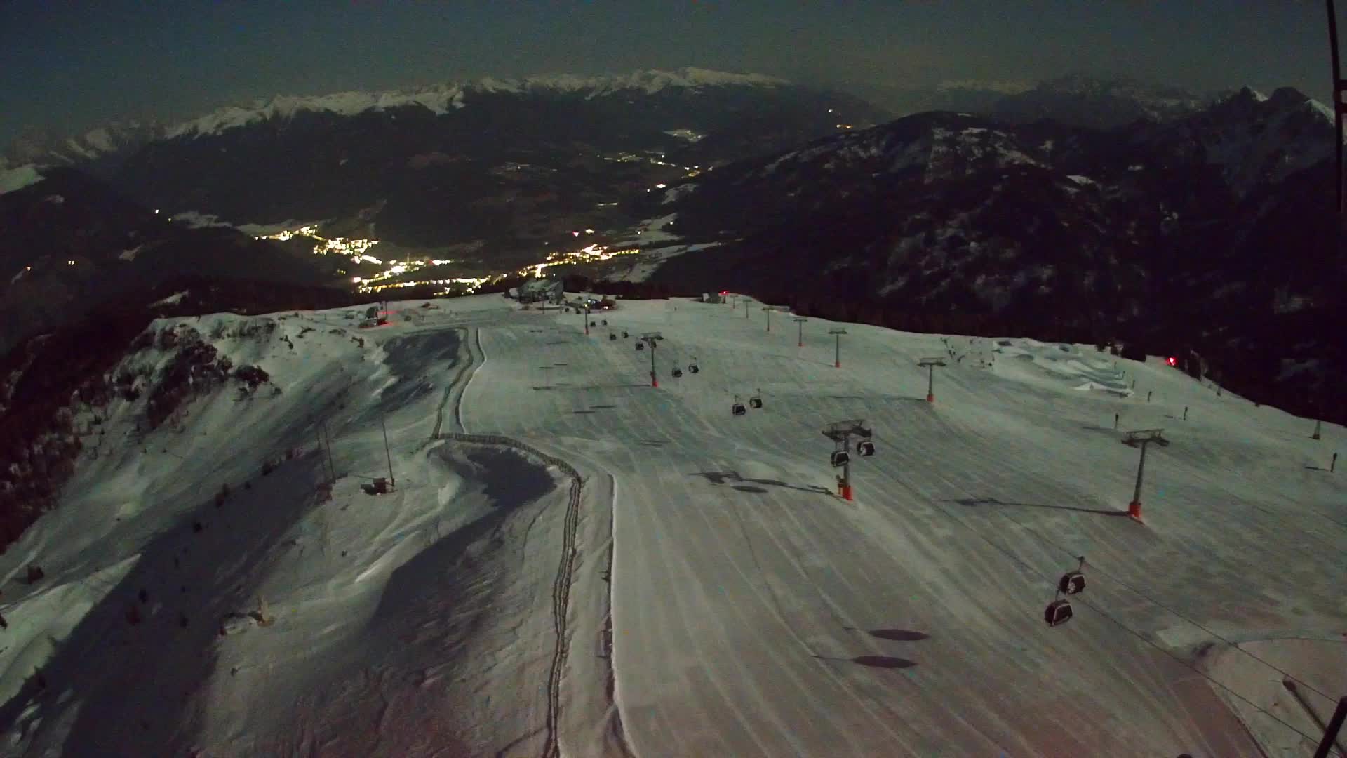 Kronplatz peak | view to Valdaora – Olang
