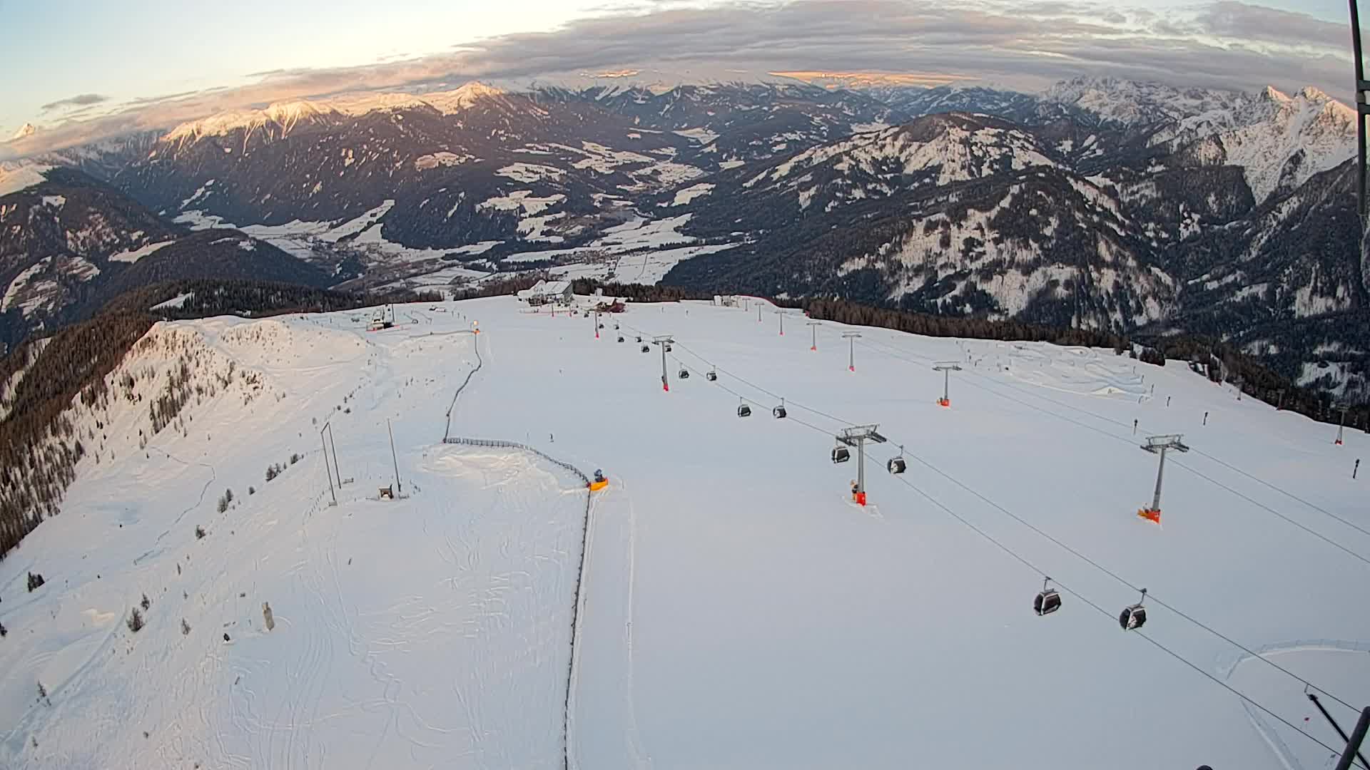 Kronplatz peak | view to Valdaora – Olang