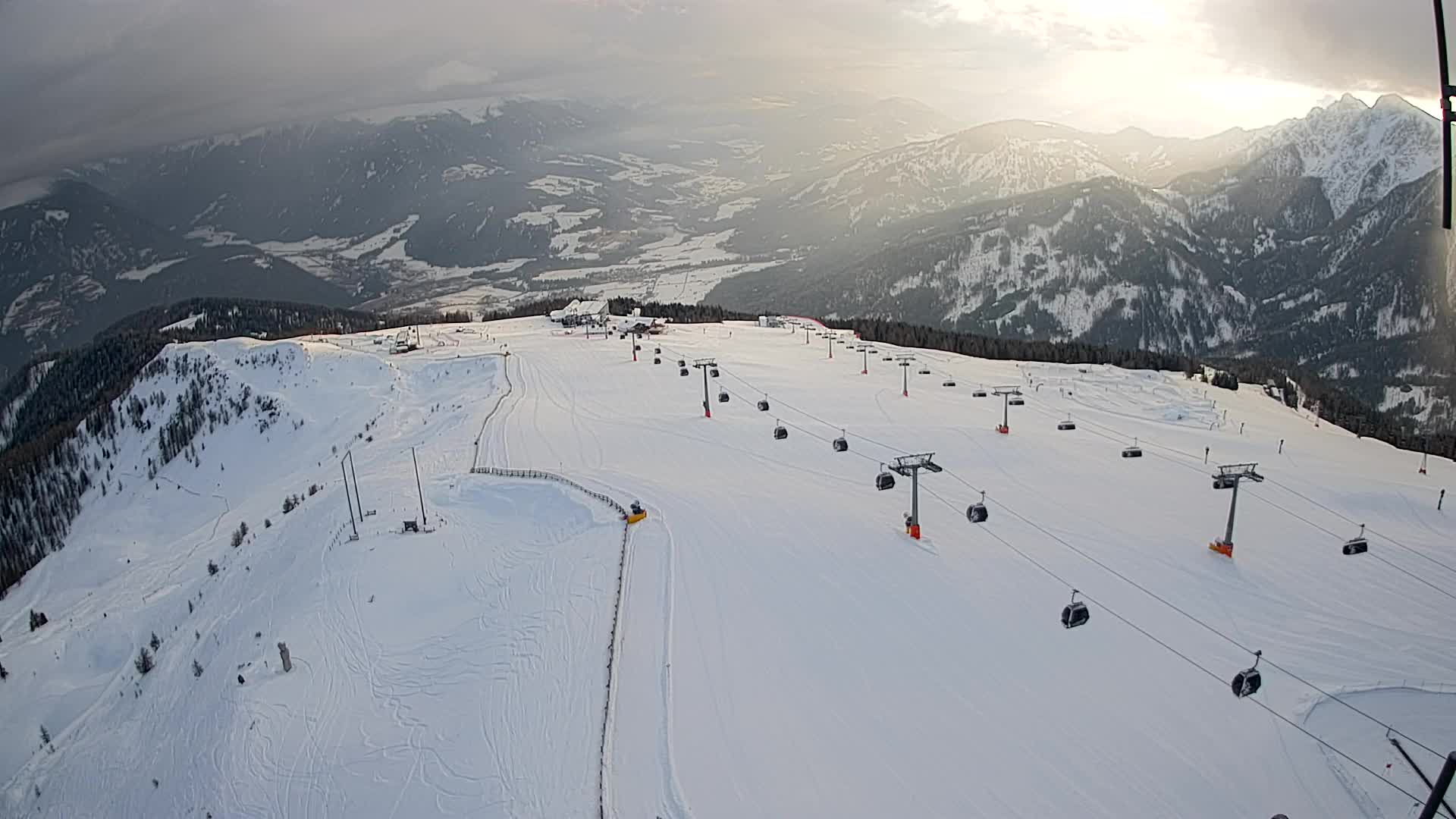 Kronplatz peak | view to Valdaora – Olang